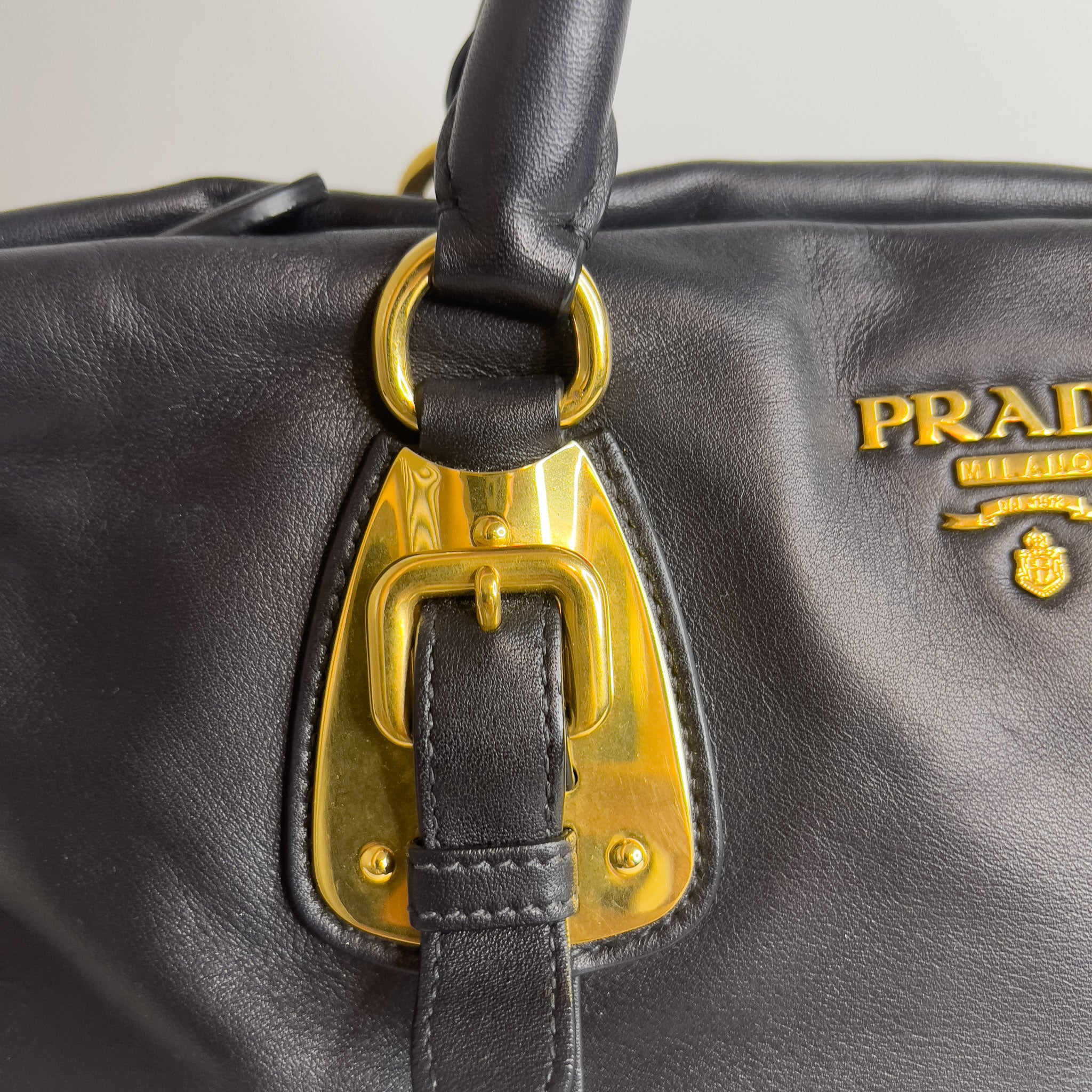 Bauletto Nero Calfskin Leather
