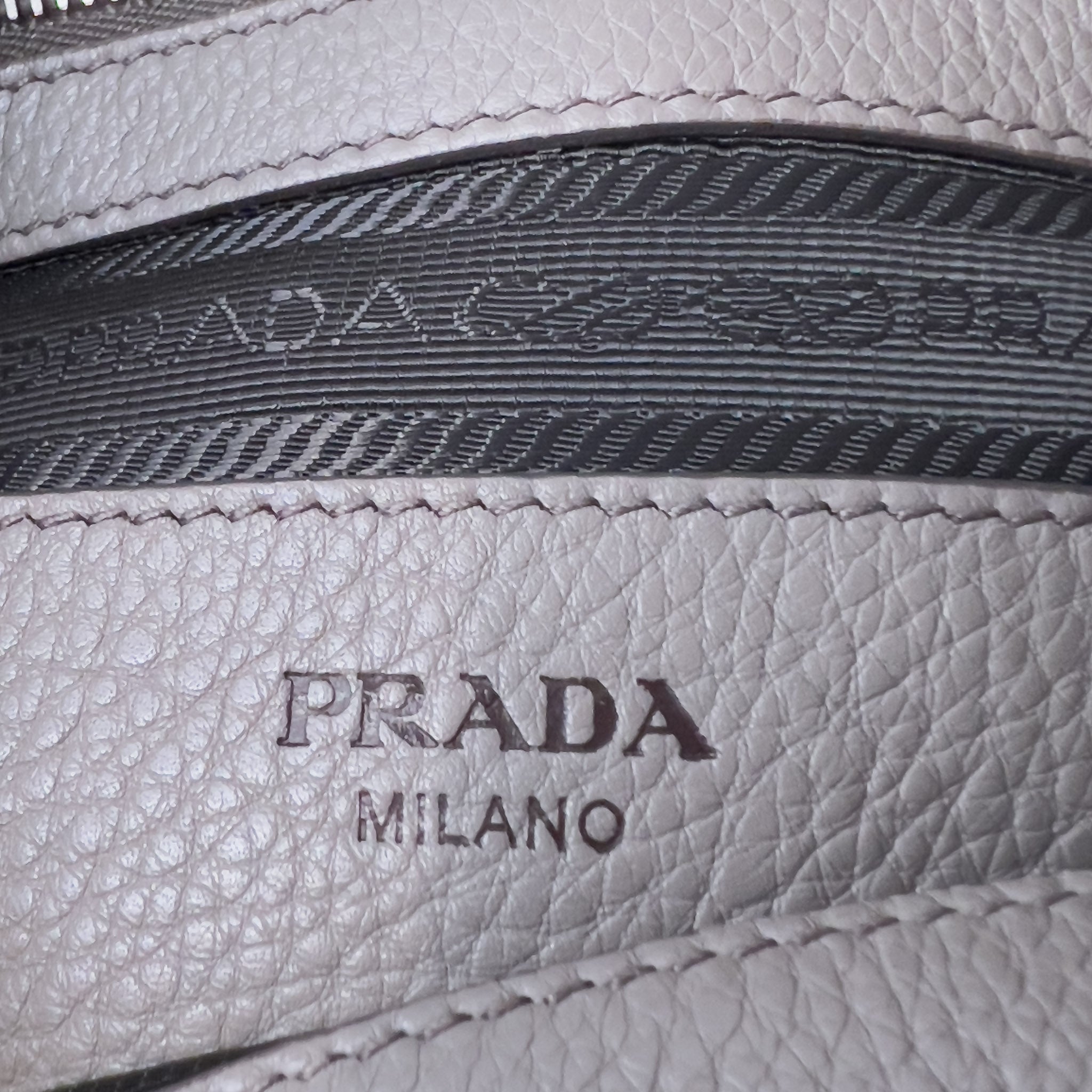 Daino Leather Crossbody